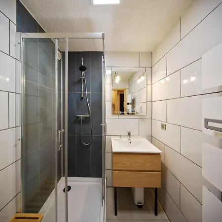 Serac - Location: En De La Station Mae-9080 Апартаменты *